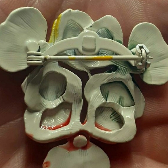 Vtg Enamel Pansy Faux Pearl Pin Brooch - Picture 2 of 2